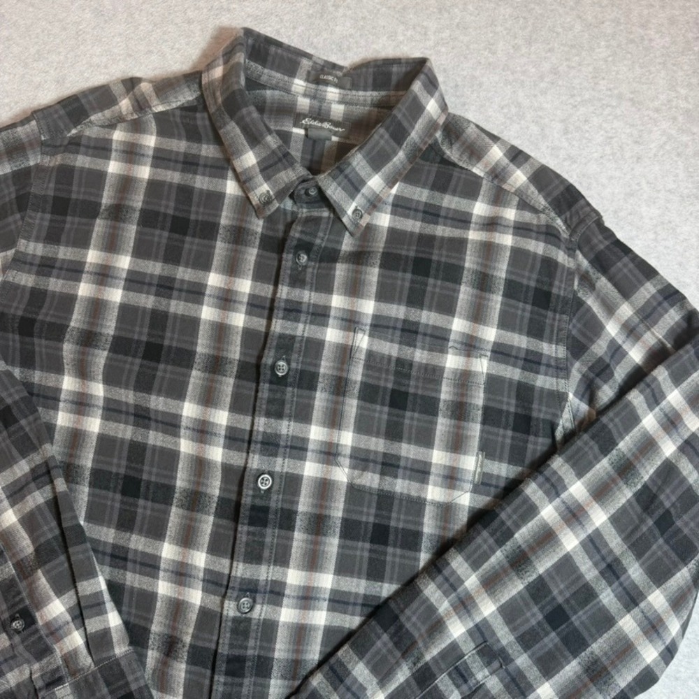 Eddie Bauer Flannel Shirt Mens 2XL Gray Plaid Classic Fit Button Down LS